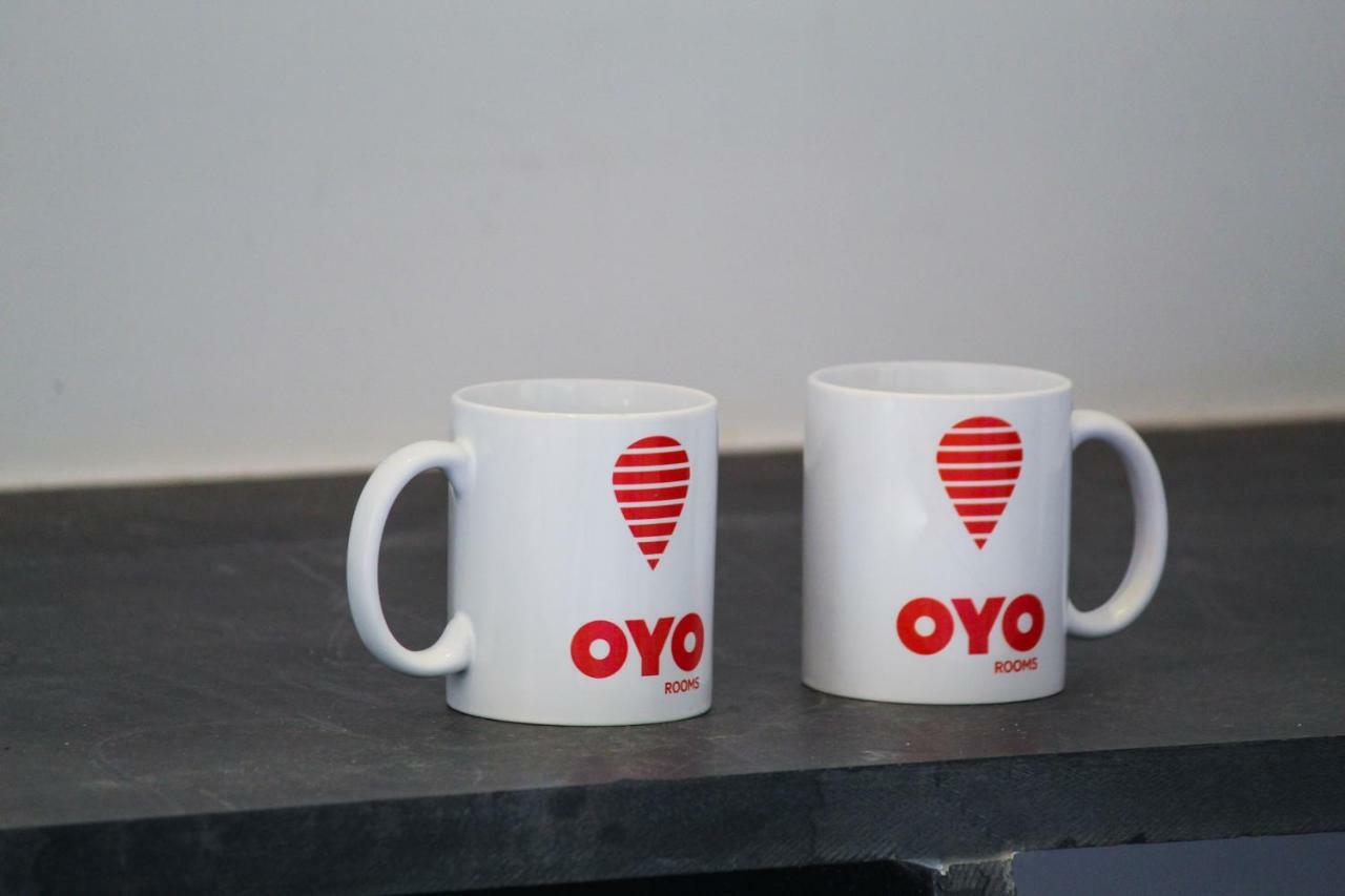 העיר בנגלור Oyo 13170 Victory Suites מראה חיצוני תמונה