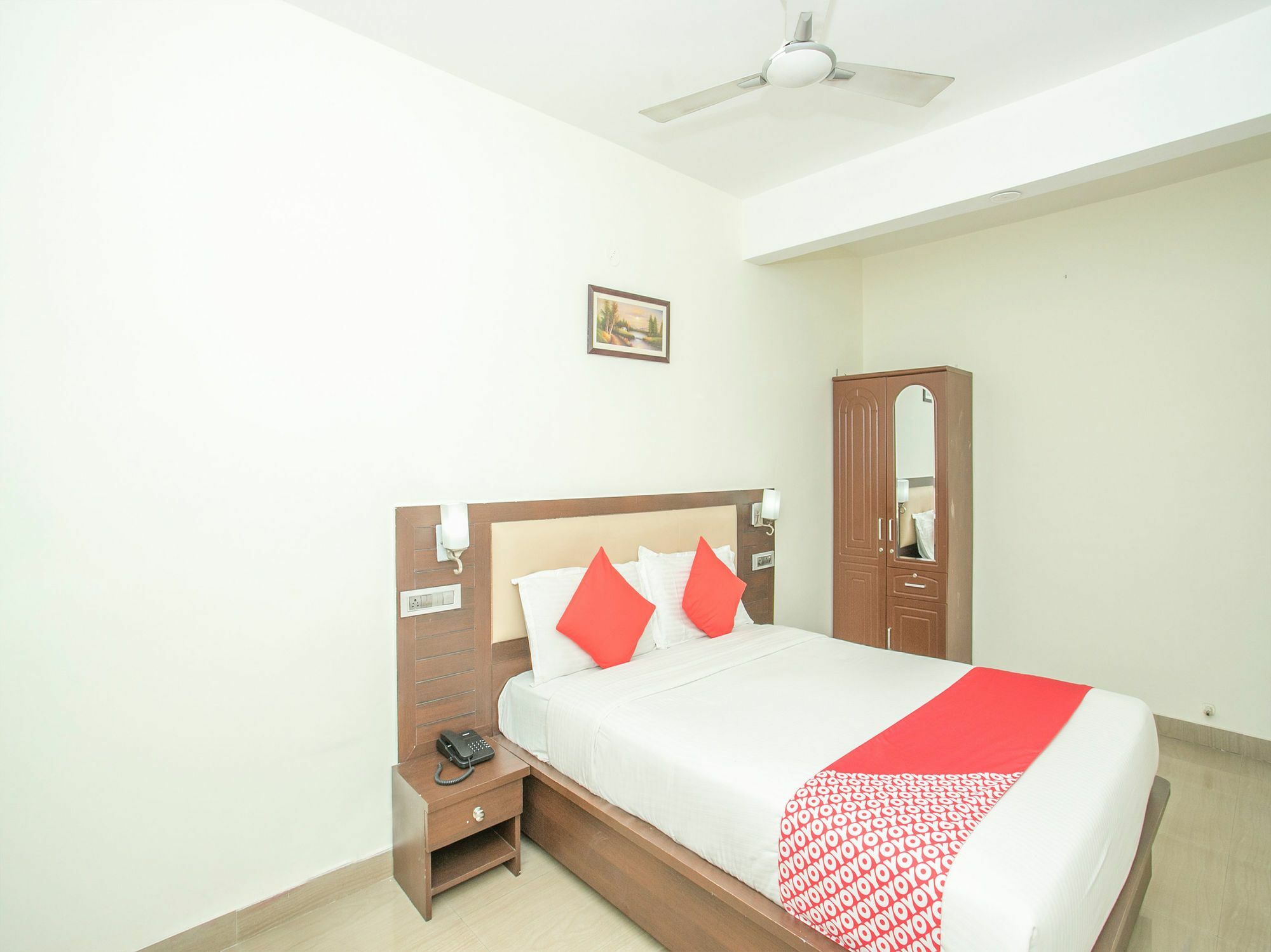 העיר בנגלור Oyo 13170 Victory Suites מראה חיצוני תמונה